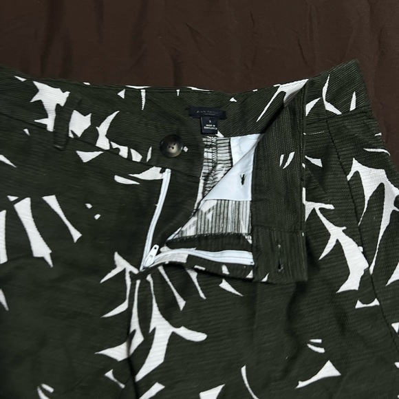 ANN TAYLOR shorts - Picture 6 of 12